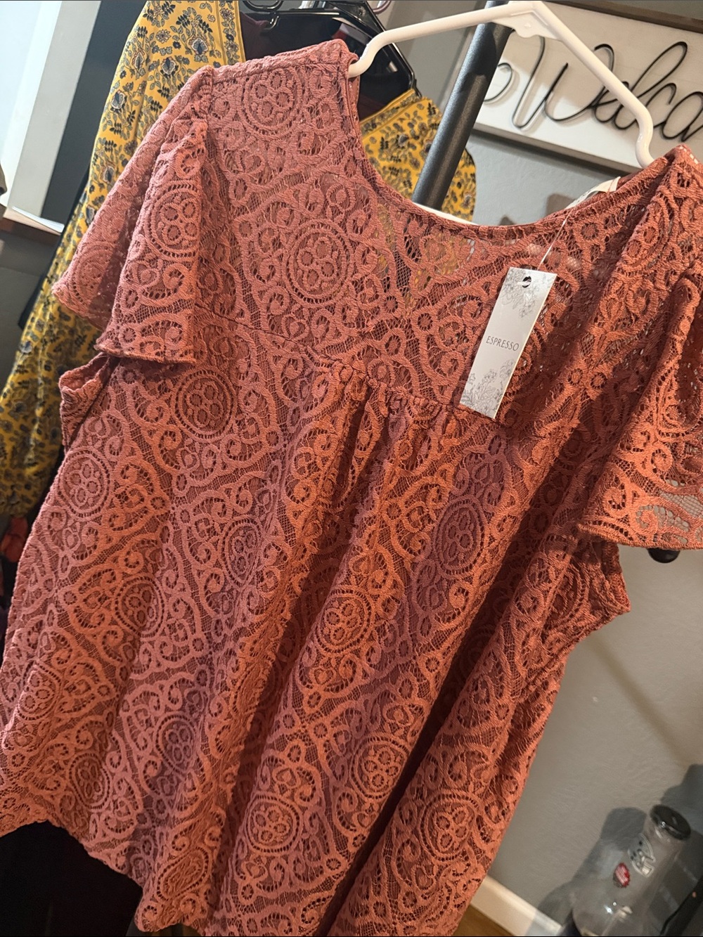 Espresso Lace Flutter-Sleeve Top in Dusty Rose
